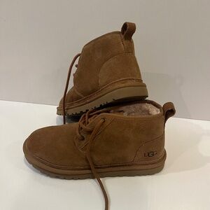 Ugg Neumel